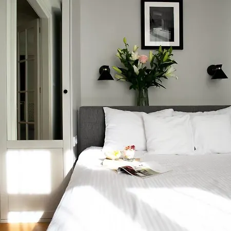 oompH Koszyki Luxurious Apartments Warszawa Zewnętrze zdjęcie