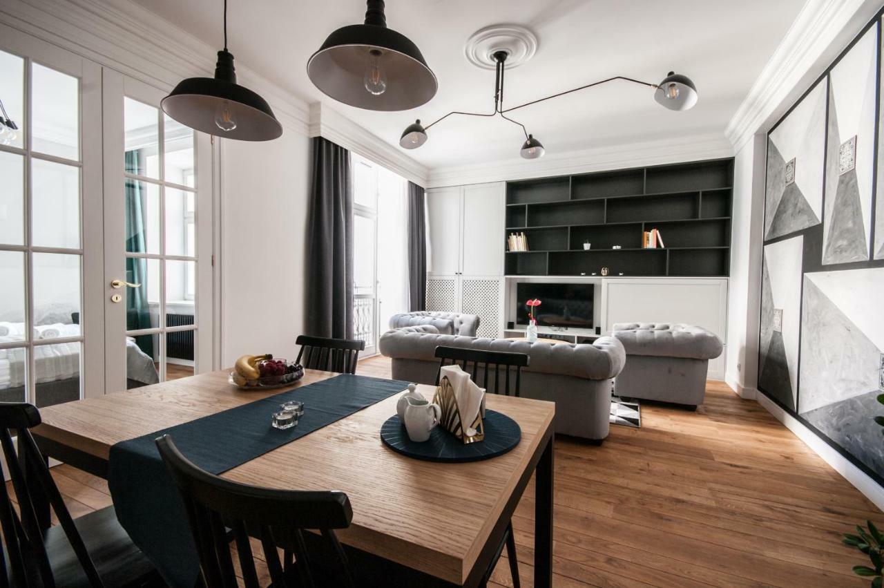 Oomph Koszyki Luxurious Apartament Warszawa